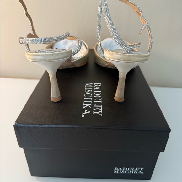 Badgley Mischka Autumn Heel - Picture 4 of 7